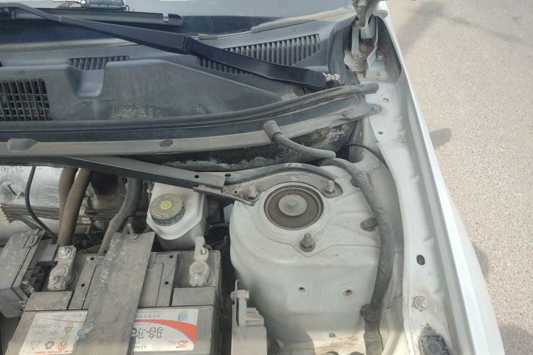 Used Chery Tiggo 3 2016 1.6L CVT ZhiShang Edition Engine Bay Left