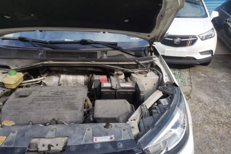 Used Chery Tiggo 3 2016 1.6L CVT ZhiShang Edition Engine Bay Left