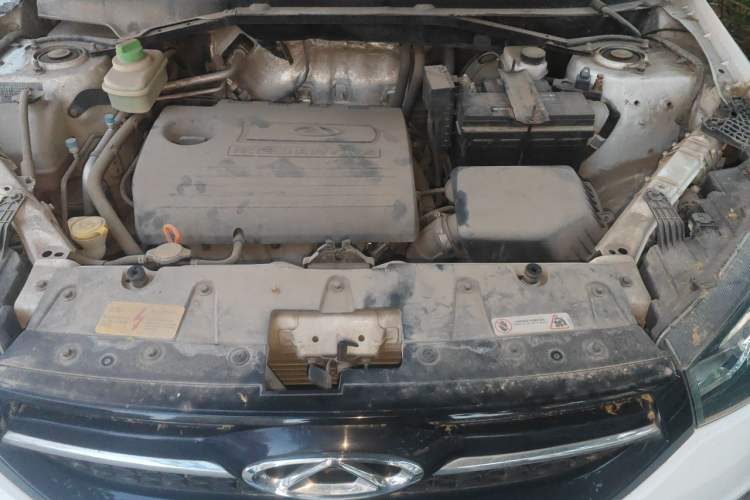 Used Chery Tiggo 3 2016 1.6L Manual ZhiShang Edition Engine Bay
