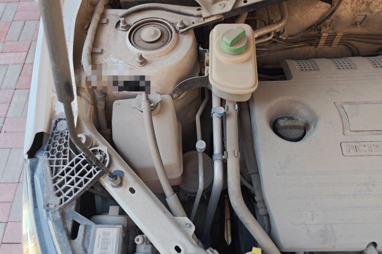 Used Chery Tiggo 3 2016 1.6L Manual ZhiShang Edition Engine Bay Right