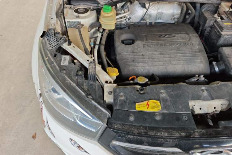 Used Chery Tiggo 3 2016 1.6L CVT ZhiShang Edition Engine Bay Right