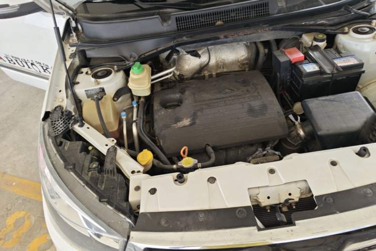 Used Chery Tiggo 3 2016 1.6L Manual ZhiShang Edition Engine Bay Right