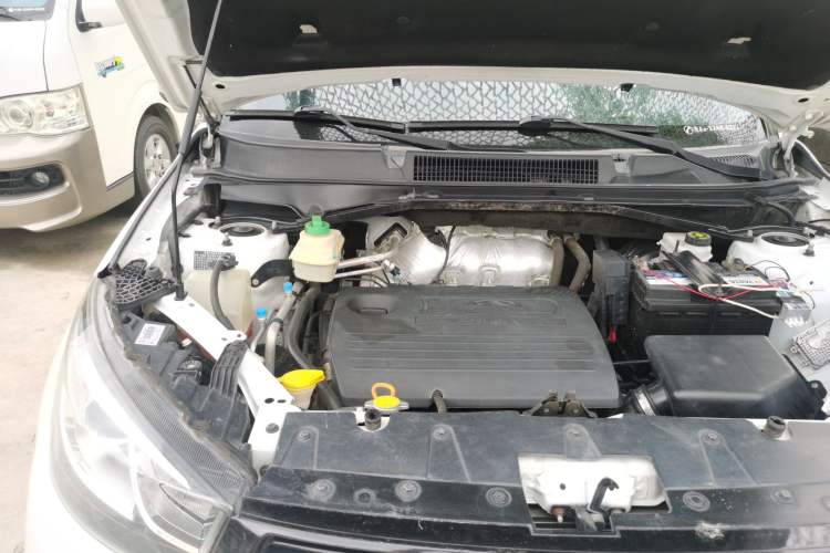 Used Chery Tiggo 3 2016 1.6L Manual ZhiShang Edition Engine Bay Right