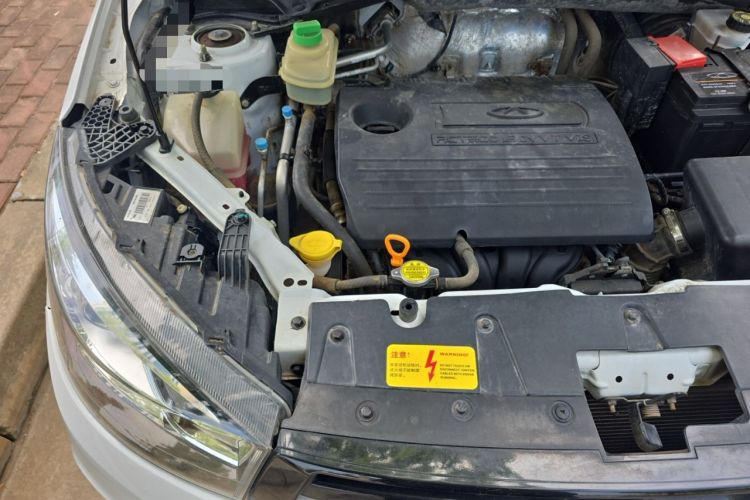 Used Chery Tiggo 3 2016 1.6L Manual ZhiShang Edition Engine Bay Right