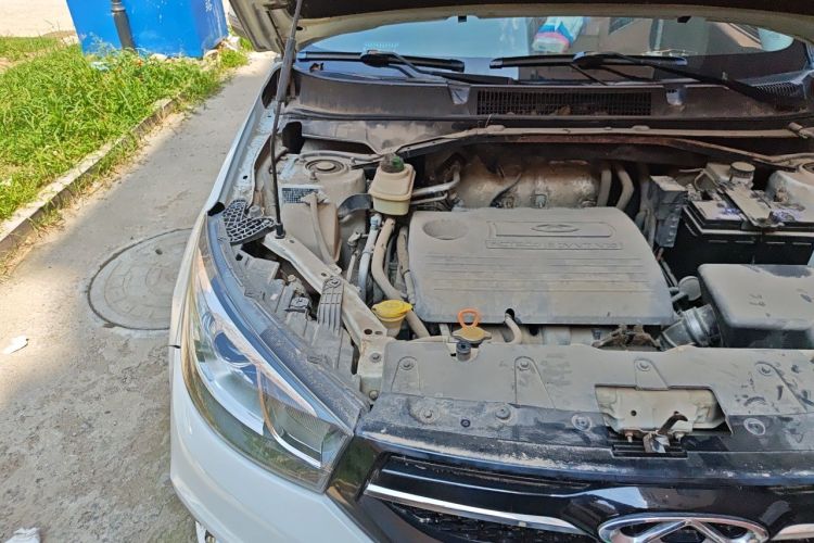 Used Chery Tiggo 3 2016 1.6L Manual ZhiShang Edition Engine Bay Right