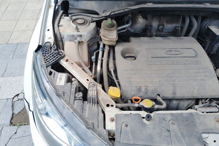 Used Chery Tiggo 3 2016 1.6L CVT ZhiShang Edition Engine Bay Right