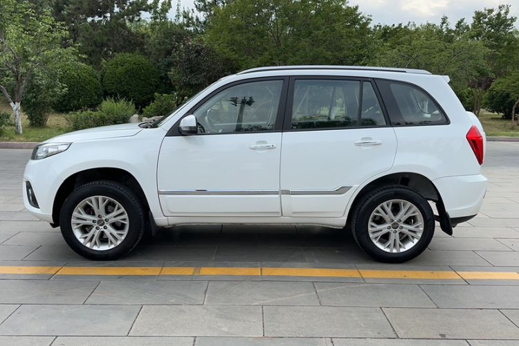 Used Chery Tiggo 3 2016 1.6L Manual Fashion Edition Exterior 2