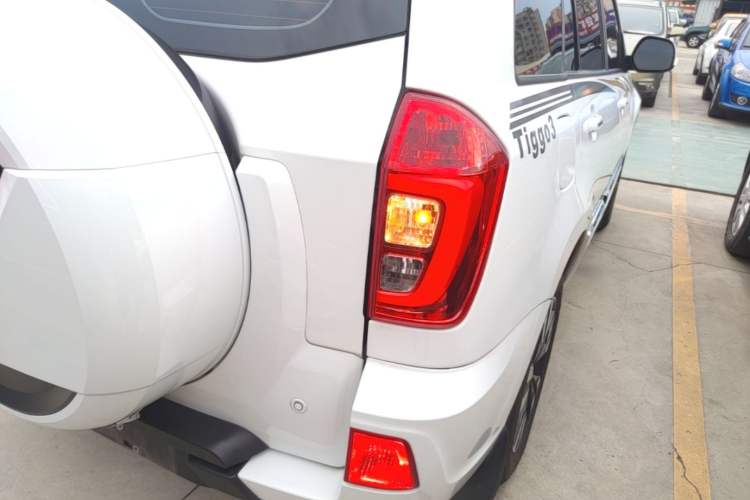 Used Chery Tiggo 3 2016 1.6L CVT ZhiShang Edition Exterior 3