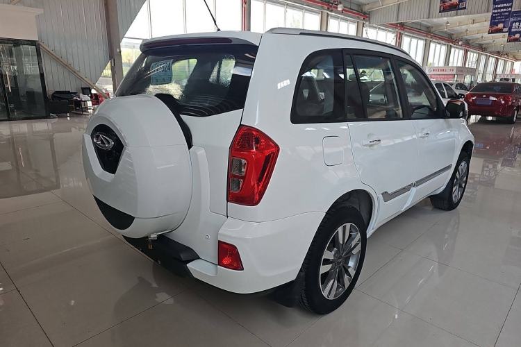 Used Chery Tiggo 3 2016 1.6L Manual ZhiShang Edition Exterior 3