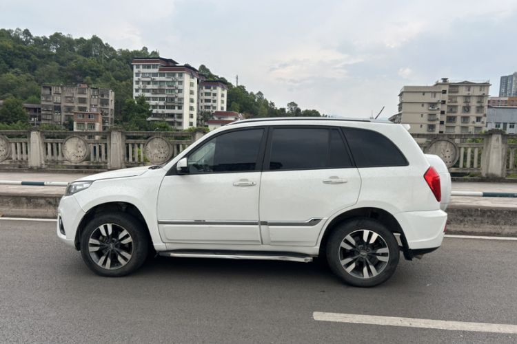 Used Chery Tiggo 3 2016 1.6L Manual ZhiShang Edition Exterior 3