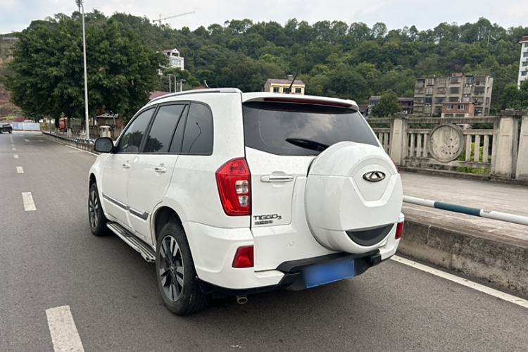 Used Chery Tiggo 3 2016 1.6L Manual ZhiShang Edition Exterior 4