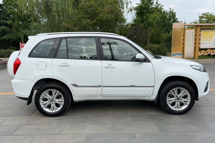 Used Chery Tiggo 3 2016 1.6L Manual Fashion Edition Exterior 5