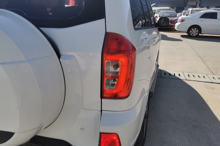 Used Chery Tiggo 3 2016 1.6L CVT ZhiShang Edition Exterior 6