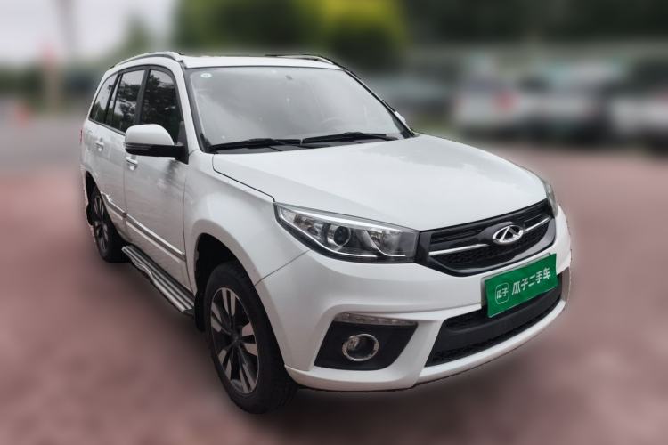 Used Chery Tiggo 3 2016 1.6L Manual ZhiShang Edition Front Right 45 Deg