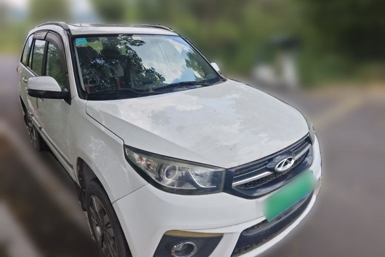 Used Chery Tiggo 3 2016 1.6L Manual ZhiShang Edition Front Right 45 Deg