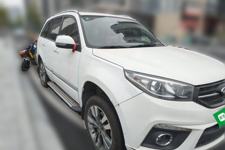 Used Chery Tiggo 3 2016 1.6L Manual ZhiShang Edition Front Right 45 Deg