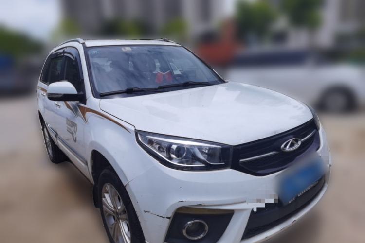 Used Chery Tiggo 3 2016 1.6L CVT Fashion Edition Front Right 45 Deg