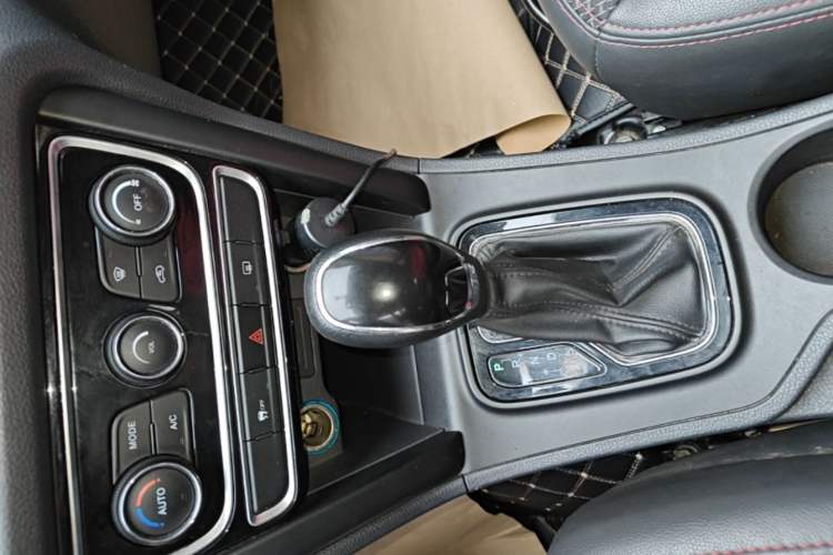 Used Chery Tiggo 3 2016 1.6L CVT ZhiShang Edition Gear Lever