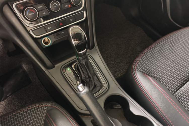 Used Chery Tiggo 3 2016 1.6L CVT ZhiShang Edition Gear Lever