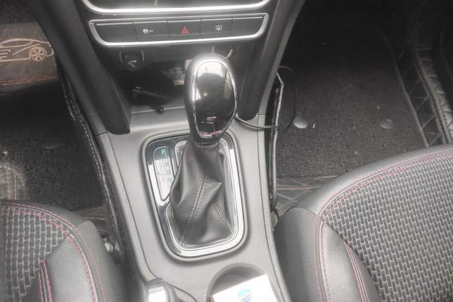 Used Chery Tiggo 3 2016 1.6L CVT ZhiShang Edition Gear Lever