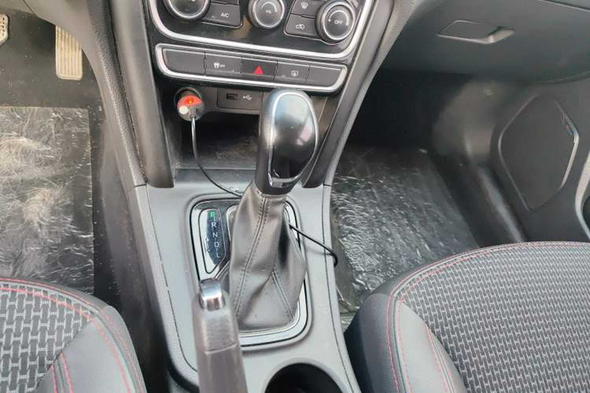 Used Chery Tiggo 3 2016 1.6L CVT ZhiShang Edition Gear Lever