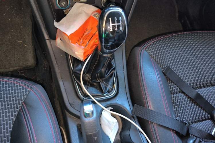 Used Chery Tiggo 3 2016 1.6L Manual ZhiShang Edition Gear Lever