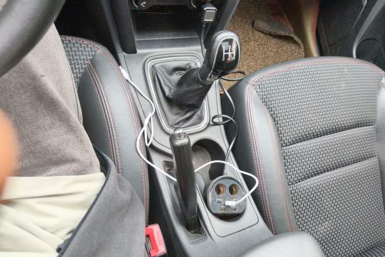 Used Chery Tiggo 3 2016 1.6L Manual ZhiShang Edition Gear Lever