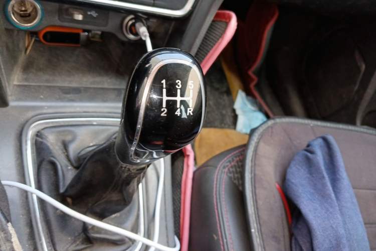Used Chery Tiggo 3 2016 1.6L Manual ZhiShang Edition Gear Lever