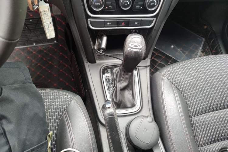 Used Chery Tiggo 3 2016 1.6L CVT ZhiShang Edition Gear Lever