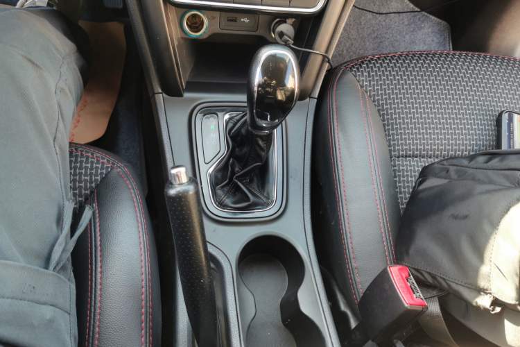Used Chery Tiggo 3 2016 1.6L CVT ZhiShang Edition Gear Lever