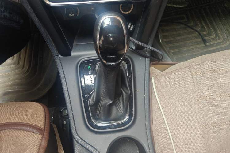 Used Chery Tiggo 3 2016 1.6L CVT ZhiShang Edition Gear Lever