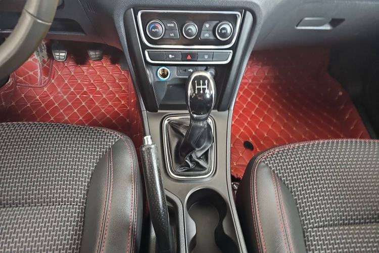 Used Chery Tiggo 3 2016 1.6L Manual ZhiShang Edition Gear Lever