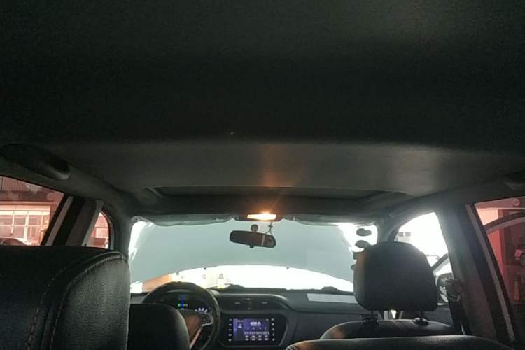 Used Chery Tiggo 3 2016 1.6L CVT ZhiShang Edition Headliner