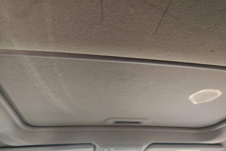 Used Chery Tiggo 3 2016 1.6L Manual ZhiShang Edition Headliner