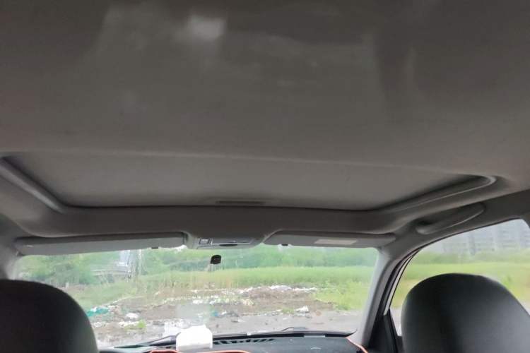 Used Chery Tiggo 3 2016 1.6L Manual ZhiShang Edition Headliner