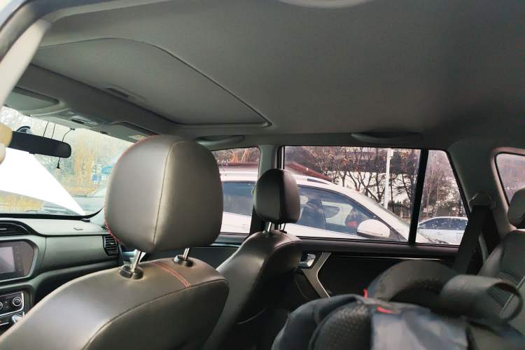 Used Chery Tiggo 3 2016 1.6L CVT ZhiShang Edition Headliner