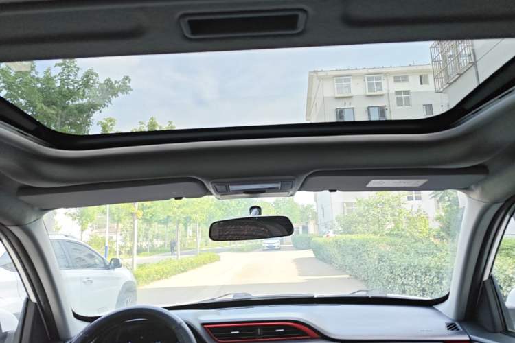 Used Chery Tiggo 3 2016 1.6L Manual ZhiShang Edition Headliner