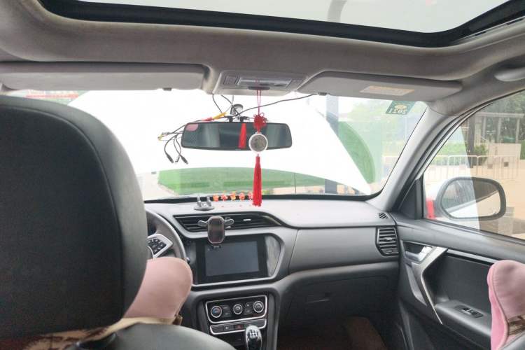 Used Chery Tiggo 3 2016 1.6L Manual ZhiShang Edition Headliner
