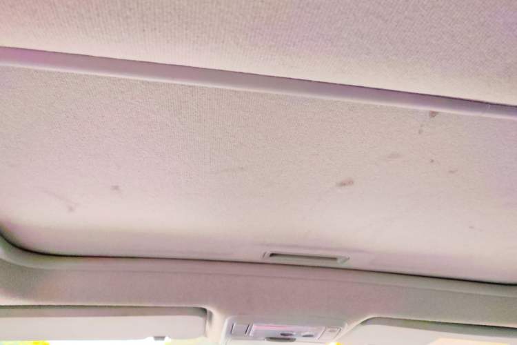 Used Chery Tiggo 3 2016 1.6L CVT ZhiShang Edition Headliner