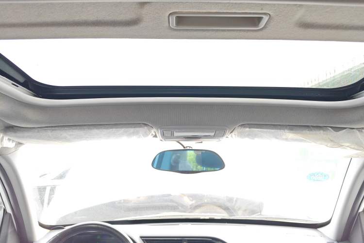 Used Chery Tiggo 3 2016 1.6L Manual ZhiShang Edition Headliner