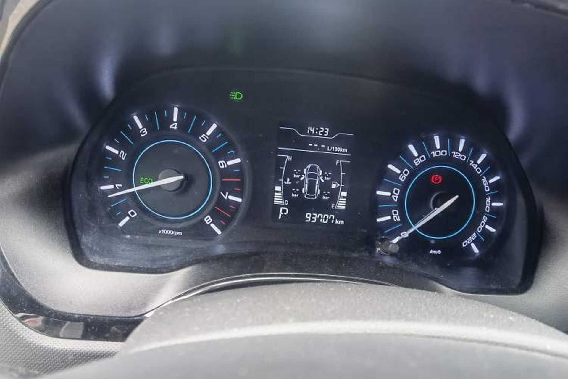 Used Chery Tiggo 3 2016 1.6L CVT ZhiShang Edition Instrument Cluster