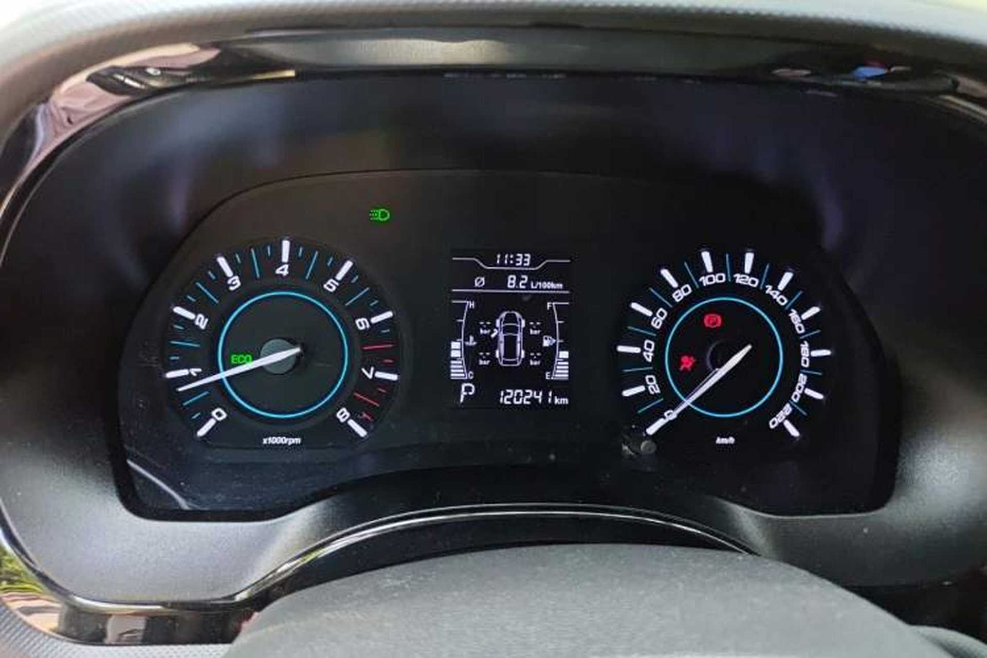 Used Chery Tiggo 3 2016 1.6L CVT ZhiShang Edition Instrument Cluster