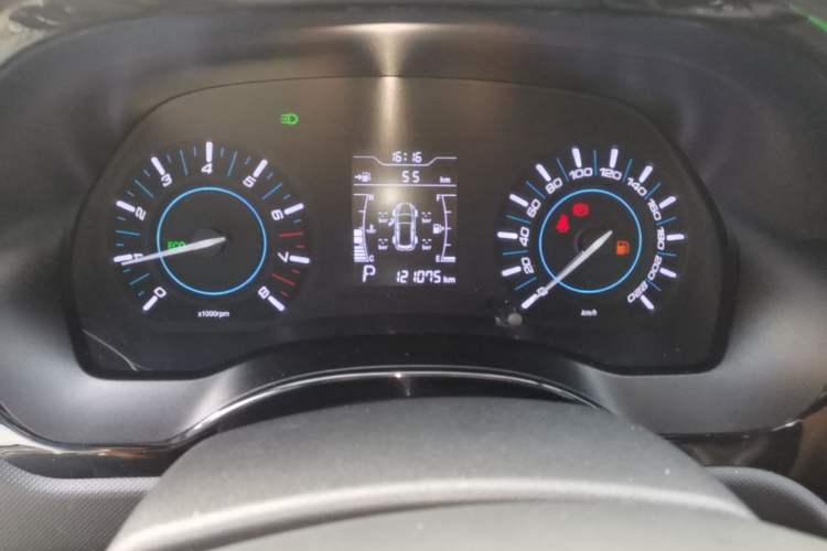 Used Chery Tiggo 3 2016 1.6L CVT ZhiShang Edition Instrument Cluster