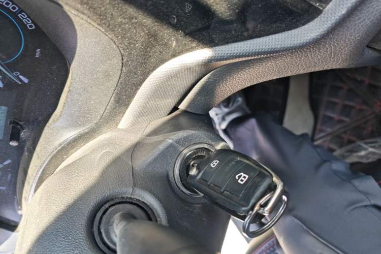 Used Chery Tiggo 3 2016 1.6L CVT ZhiShang Edition Interior 1