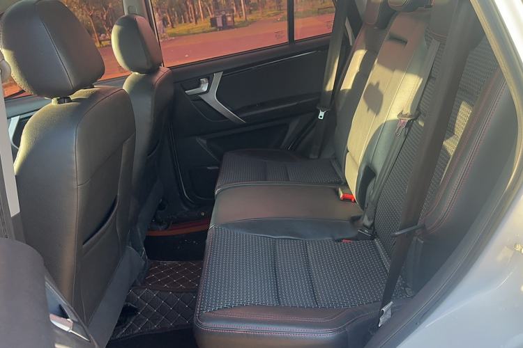 Used Chery Tiggo 3 2016 1.6L CVT Luxury Edition Interior 1