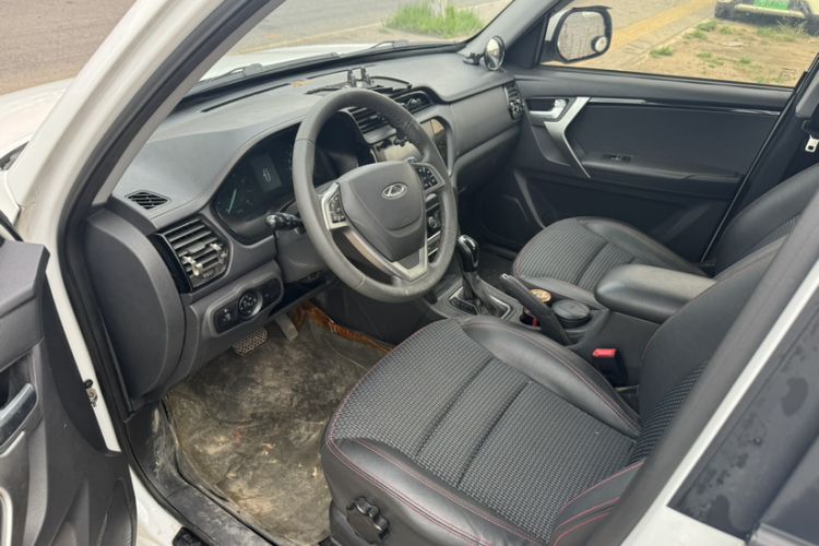 Used Chery Tiggo 3 2016 1.6L CVT ZhiShang Edition Interior 1