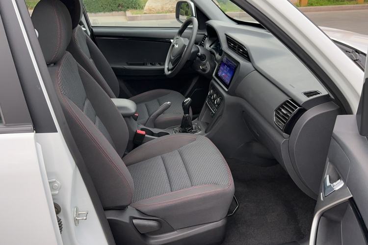 Used Chery Tiggo 3 2016 1.6L Manual Fashion Edition Interior 1
