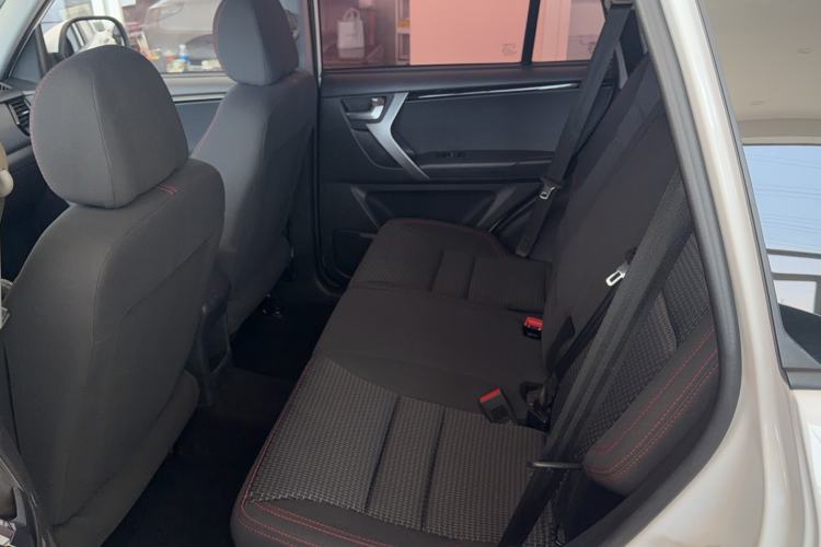 Used Chery Tiggo 3 2016 1.6L Manual Fashion Edition Interior 2