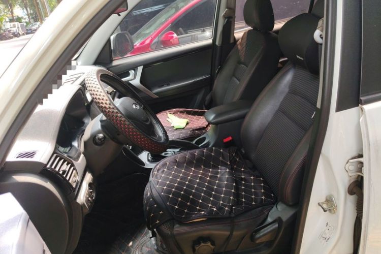 Used Chery Tiggo 3 2016 1.6L CVT ZhiShang Edition Interior 3