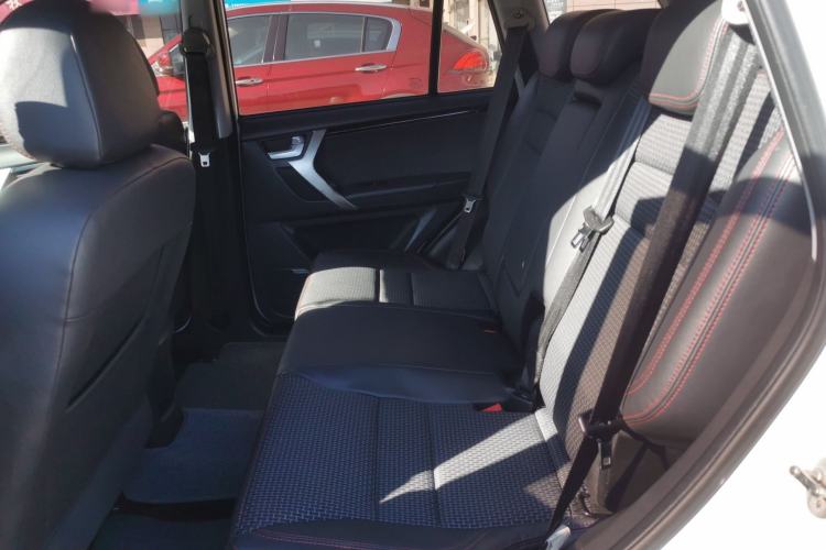 Used Chery Tiggo 3 2016 1.6L CVT ZhiShang Edition Interior 4